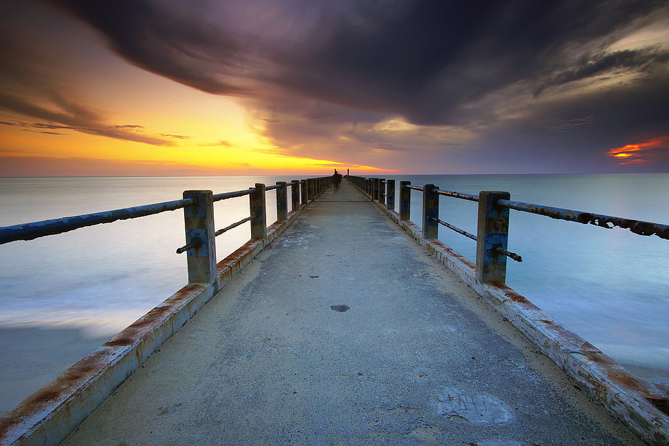 Gray Bridge Near White Water HD wallpaper