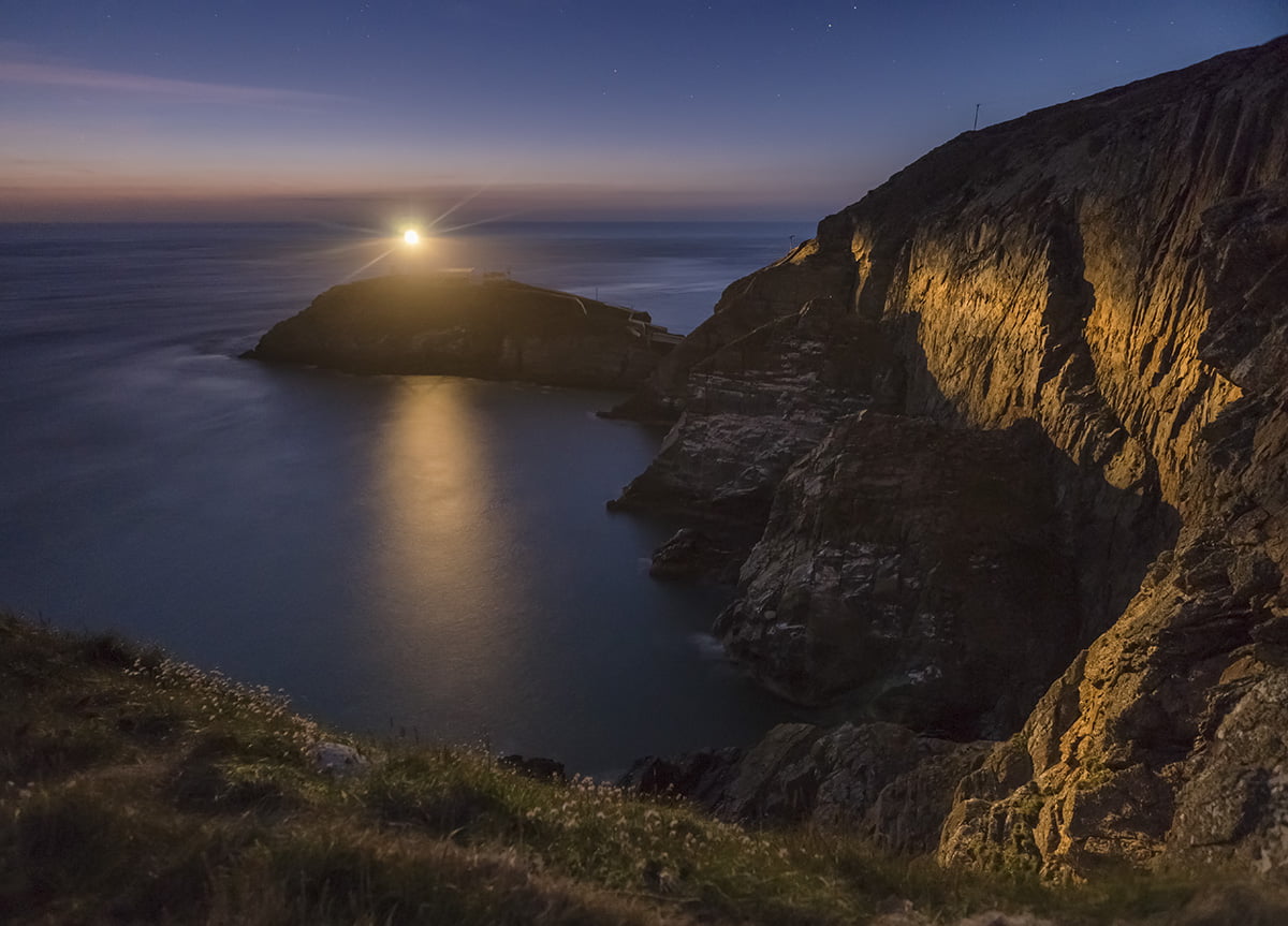 gray stone mountain, anglesey