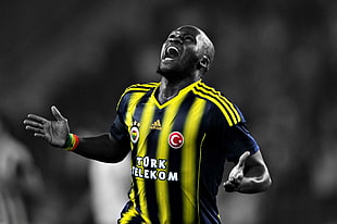 men's yellow and black striped adidas jersey shirt, Moussa Sow, Fenerbahçe, selective coloring, men HD wallpaper