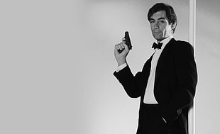 men's suit jacket, James Bond, timothy dalton, movies, monochrome HD wallpaper