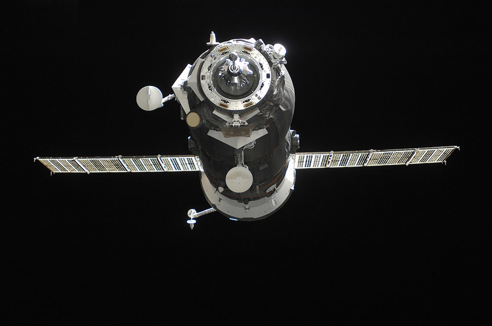 grey and black satellite HD wallpaper