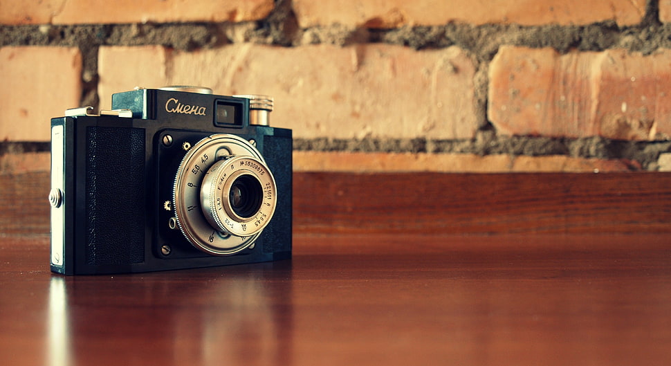 blue and black DSLR camera, camera, technology, wall, on the floor HD wallpaper
