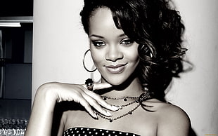 gray scale portrait of Rihanna