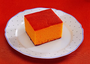 cake on white ceramic palte