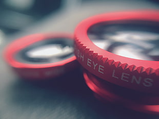 closeup photo of red eye lens