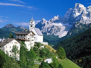 white concrete house, Alps, mountains, nature, landscape HD wallpaper
