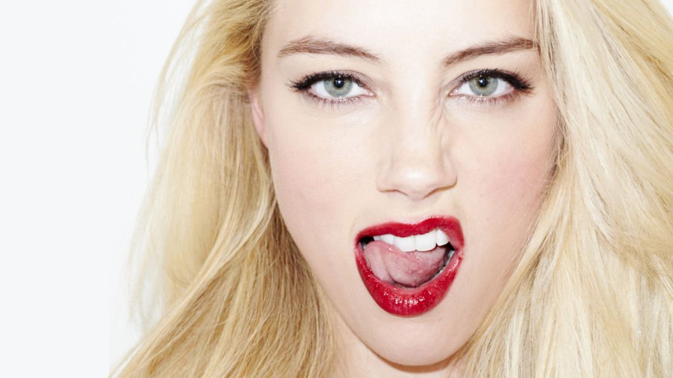 women's blonde hair, Amber Heard, tongues, face, actress