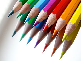 assorted crayons in close-up photography HD wallpaper
