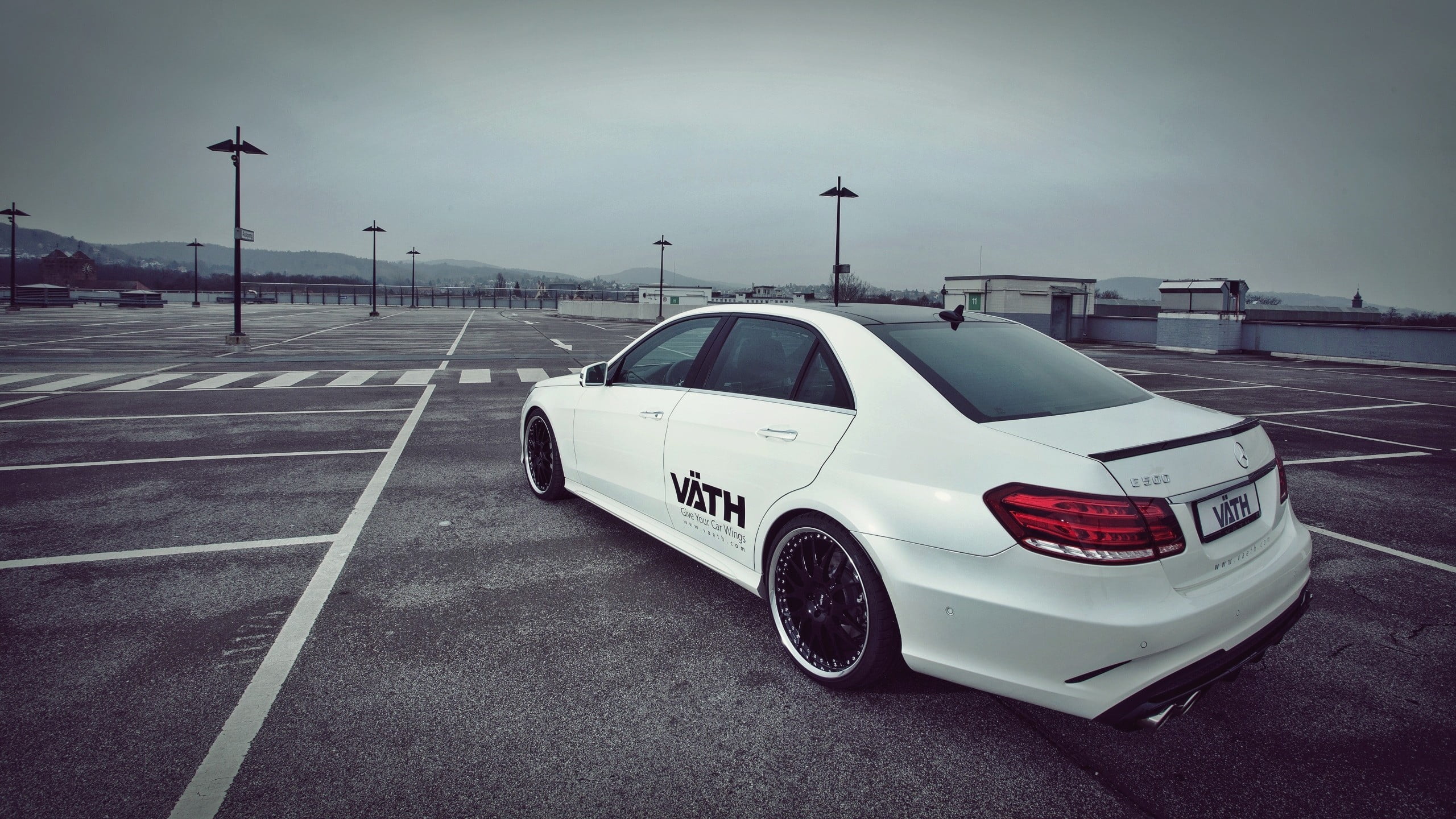 white Mercedes-Benz sedan, Mercedes Benz, Mercedes-Benz E-Class, photography, car