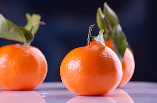 ripe orange fruit HD wallpaper
