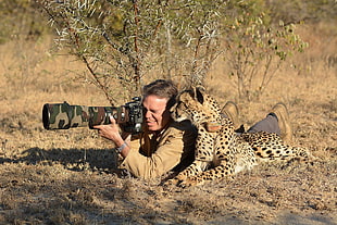forest camouflage DSLR camera, cheetahs, nature, animals, photographer