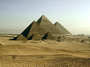 pyramid poster screenshot, pyramid, Pyramids of Giza HD wallpaper