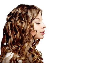 woman in blonde curly hair with close eyes HD wallpaper