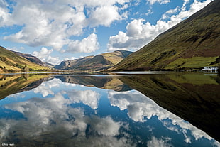 landscape photography of lake beside mountain, snowdonia HD wallpaper