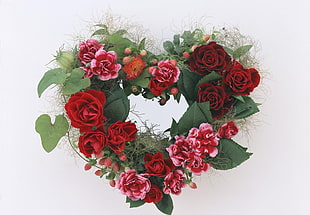red and pink Rose wreath