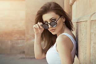 woman wearing black sunglasses HD wallpaper