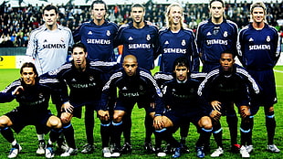 group of soccer player team photo, Real Madrid, soccer, David Beckham, Roberto Carlos