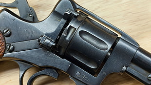 black revolver, gun, pistol, revolver, Nagant M1895 HD wallpaper