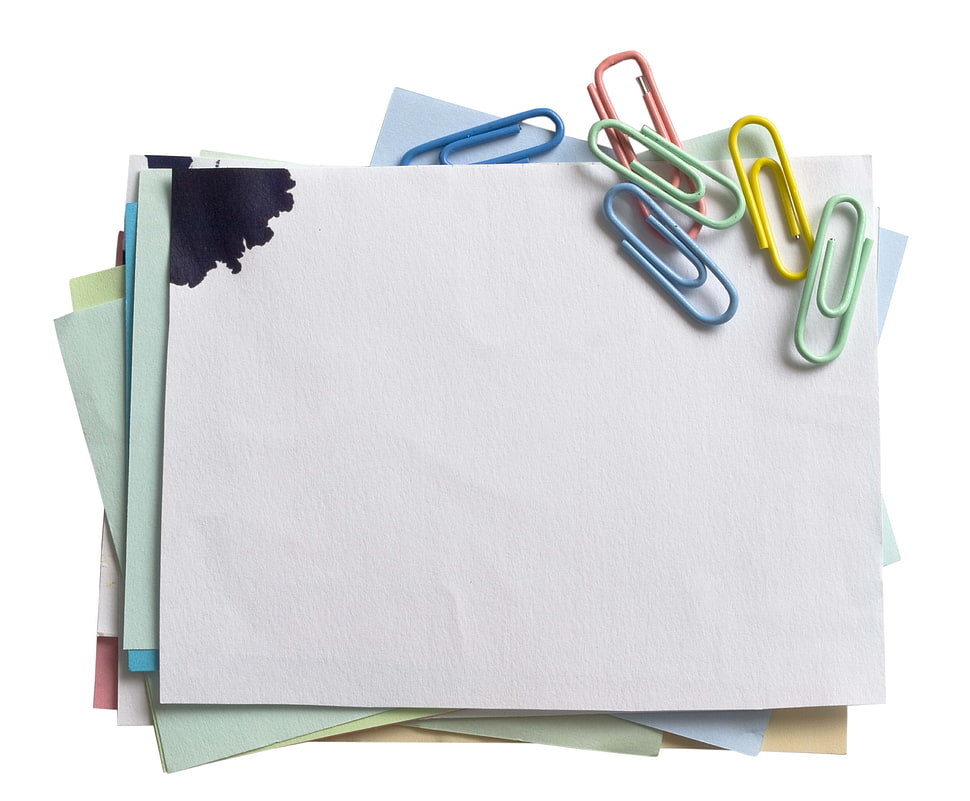 several metal paper clips HD wallpaper