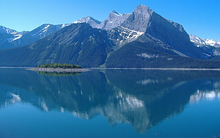 blue and white dome tent, mountains, reflection