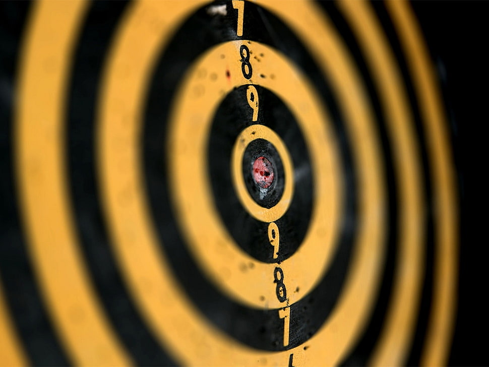 selective focus of shooting board HD wallpaper