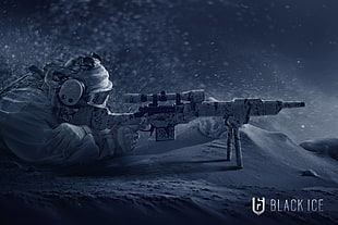 person holding assault rifle during nighttime HD wallpaper