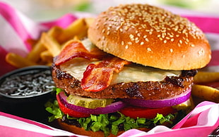 macro photography of hamburger HD wallpaper