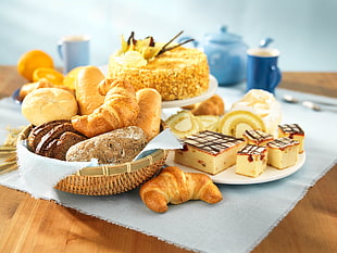 assorted breads on tables HD wallpaper