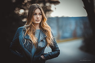 woman wearing black leather zip-up jacket HD wallpaper