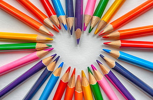 colored pencils HD wallpaper