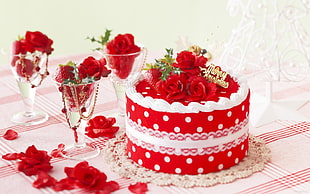 red and white polka dot cake decor