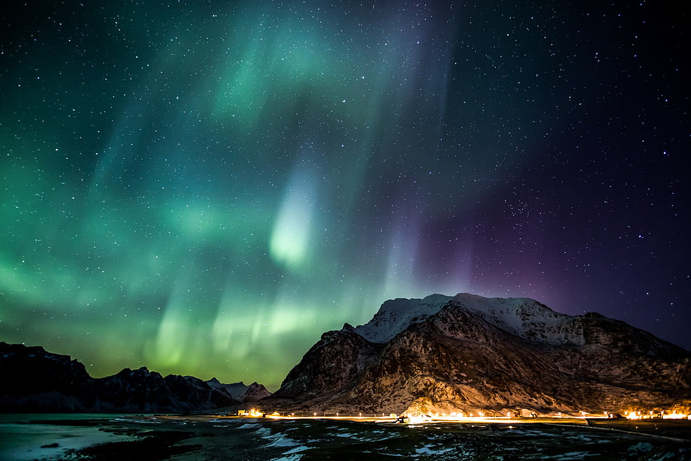 sky phenomenon over mountain and body of water, aurorae, stars, night, mountains HD wallpaper