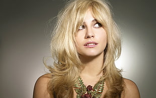 portrait photography of blonde haired woman
