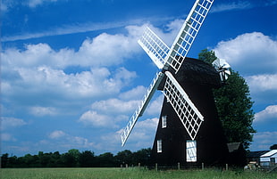 windmill during daytime HD wallpaper