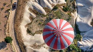 blue and red parachute, landscape, aerial view, nature, hot air balloons HD wallpaper