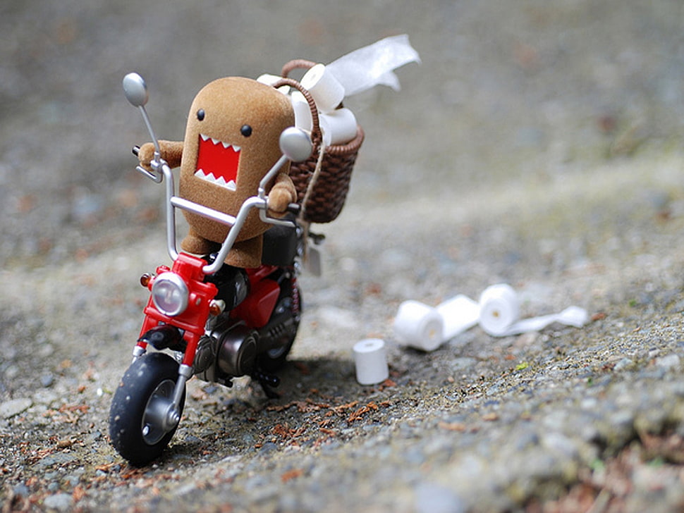 Domo riding motorcycle toy, humor, motorcycle, toys, toilet paper HD wallpaper