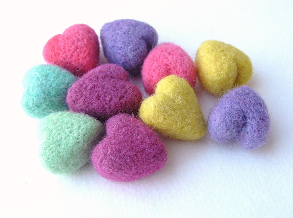 heart-shaped foams HD wallpaper