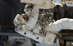 close-up photo of Astronaut
