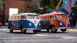 orange and blue Volkswagen Samba die-cast models, Volkswagen, Volkswagen combi, toys, wooden surface