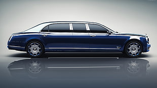 blue Rolls Royce limousine HD wallpaper