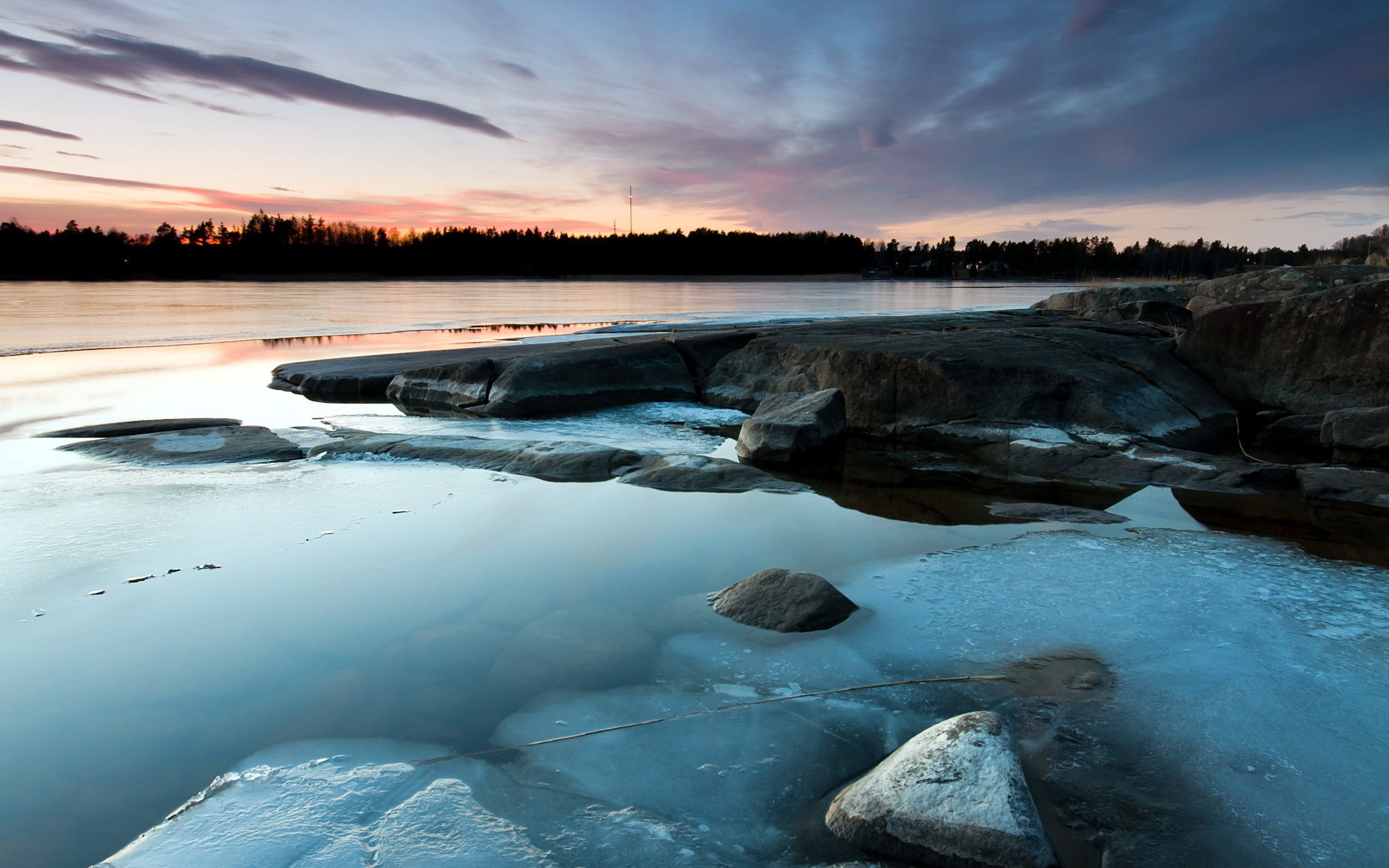 rock formation near body of water, nature, ice, lake