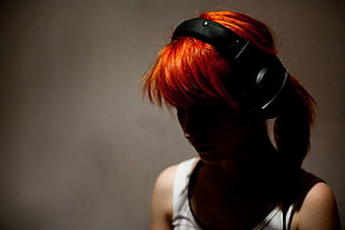woman wearing black headphones HD wallpaper
