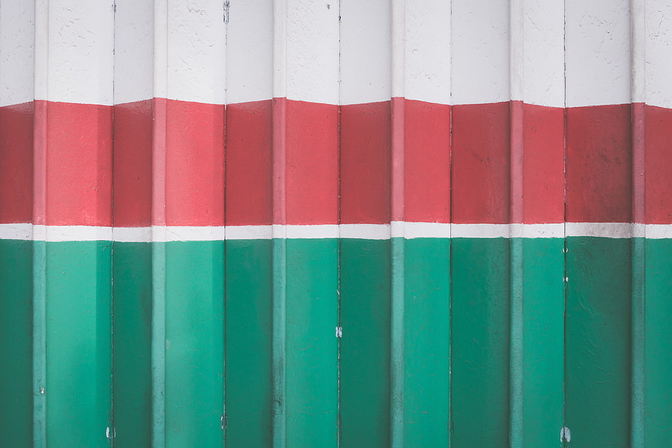 white, red, and green corrugated sheet HD wallpaper
