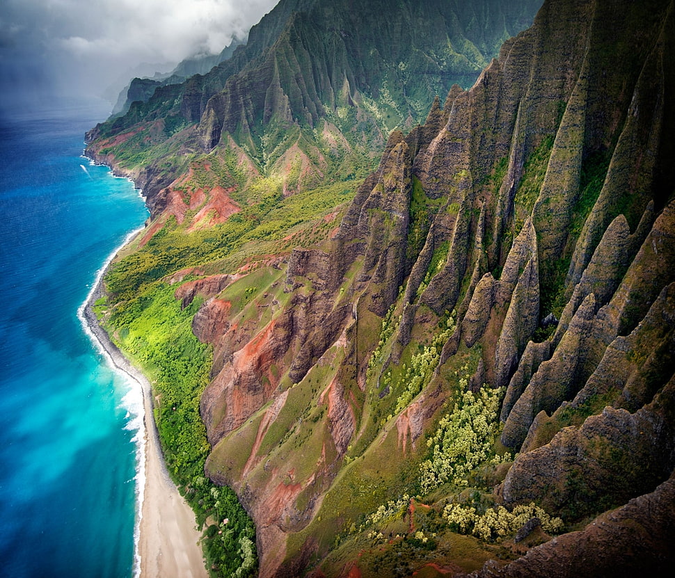 aerial view of mountains and body of water, mountains, Kauai, tropical, beach HD wallpaper