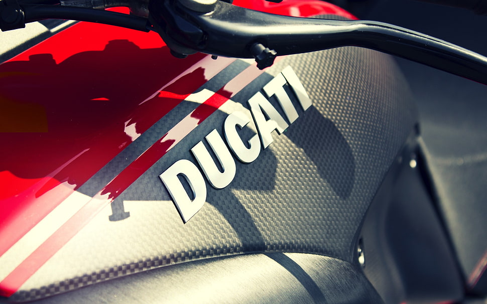 gray Ducati motorcycle, Ducati HD wallpaper