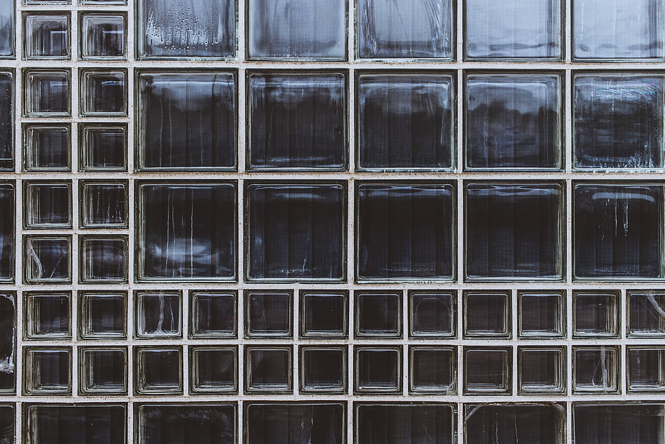 clear glass-panel frame HD wallpaper