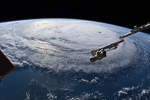 satellite view of weather forecast, hurricane, Orbital Stations, Earth, clouds HD wallpaper