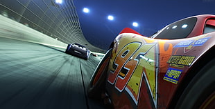 closeup photo of Lightning McQueen