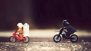 Darth Vader mini figure, Star Wars, LEGO, Darth Vader, R2-D2 HD wallpaper