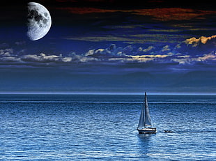 gray boat sailing during night time, como HD wallpaper